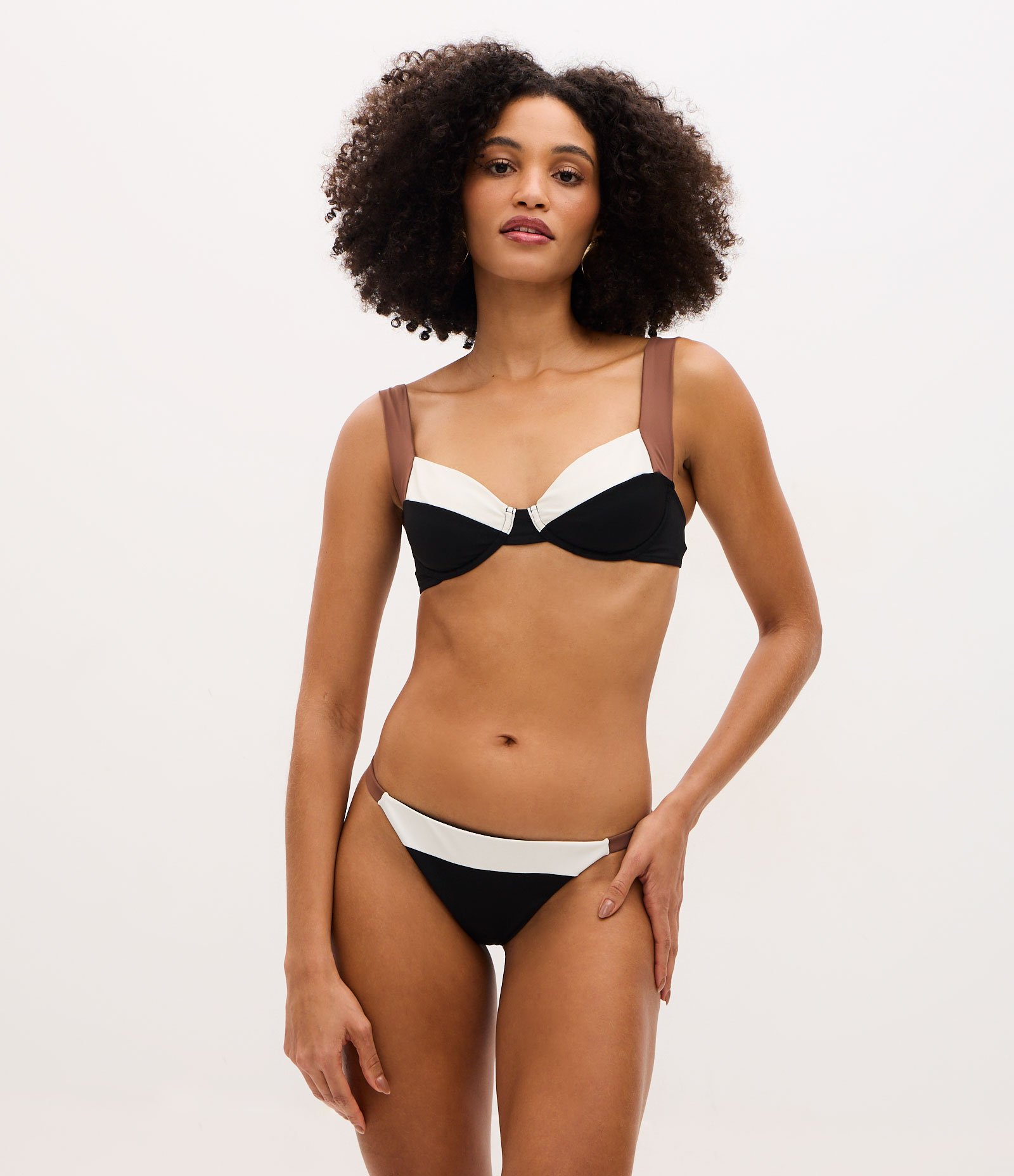 Biquíni Calcinha Empina Bumbum Color Block Preto 1