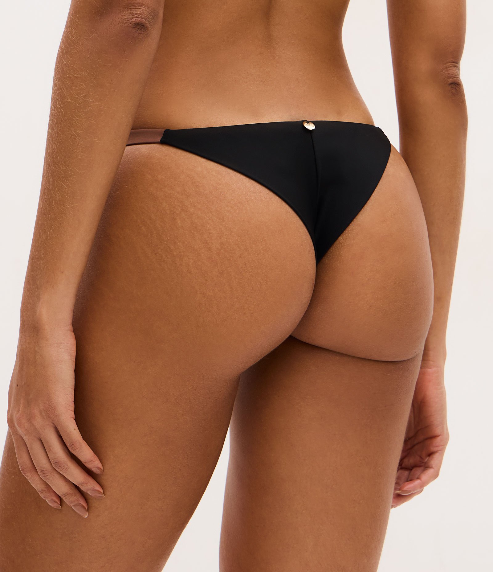 Biquíni Calcinha Empina Bumbum Color Block Preto 4