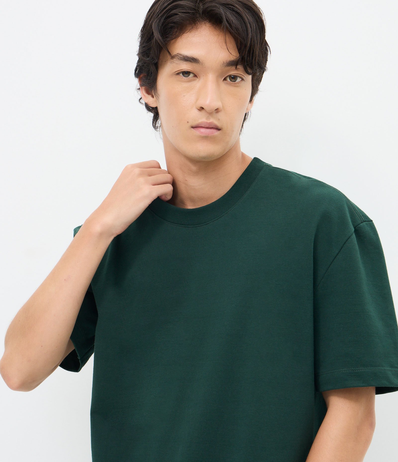 Camiseta Relaxed Básica em Malhão Verde Escuro 3
