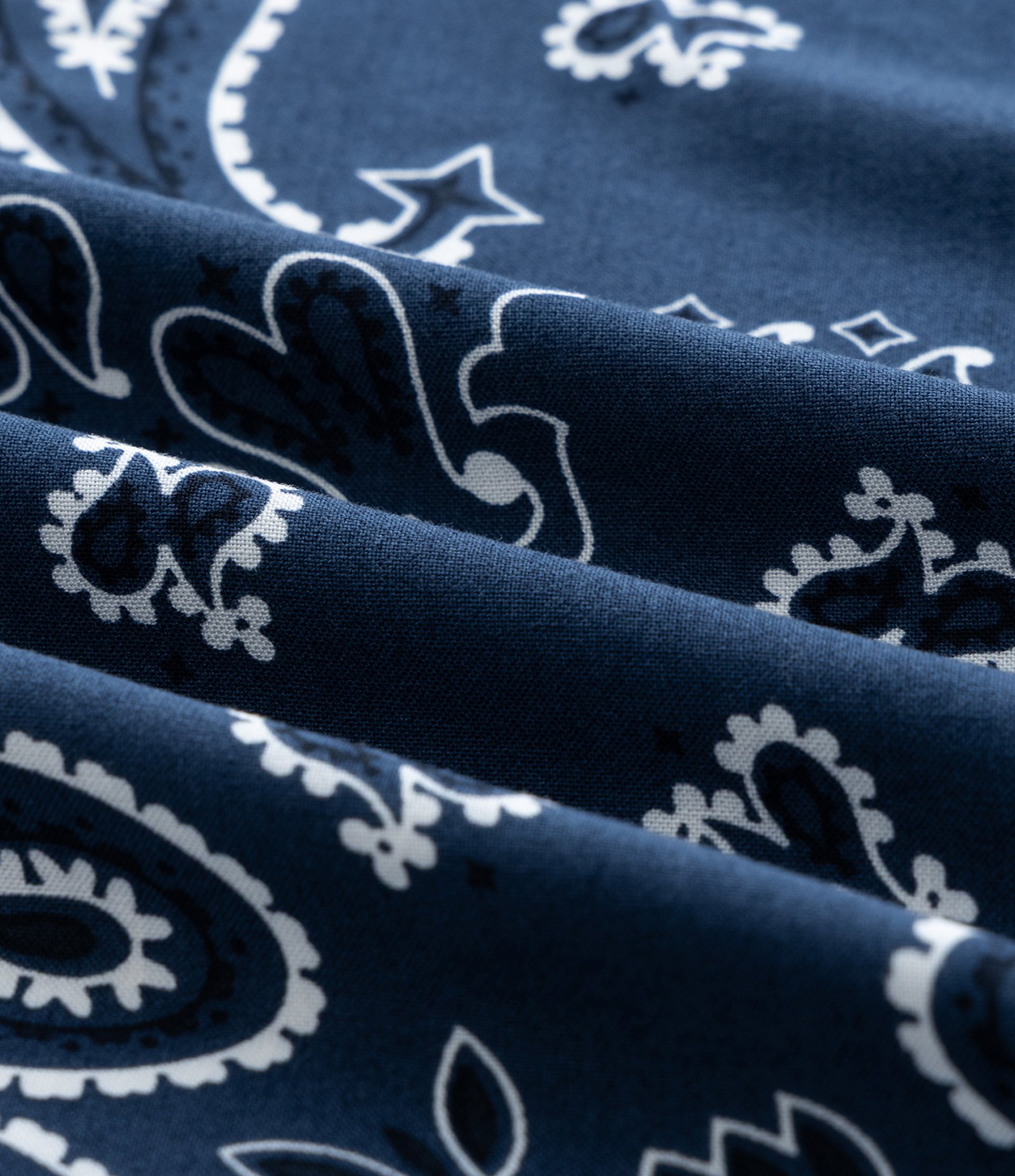 Canga Retangular em Viscose com Estampa Paisley Azul 3