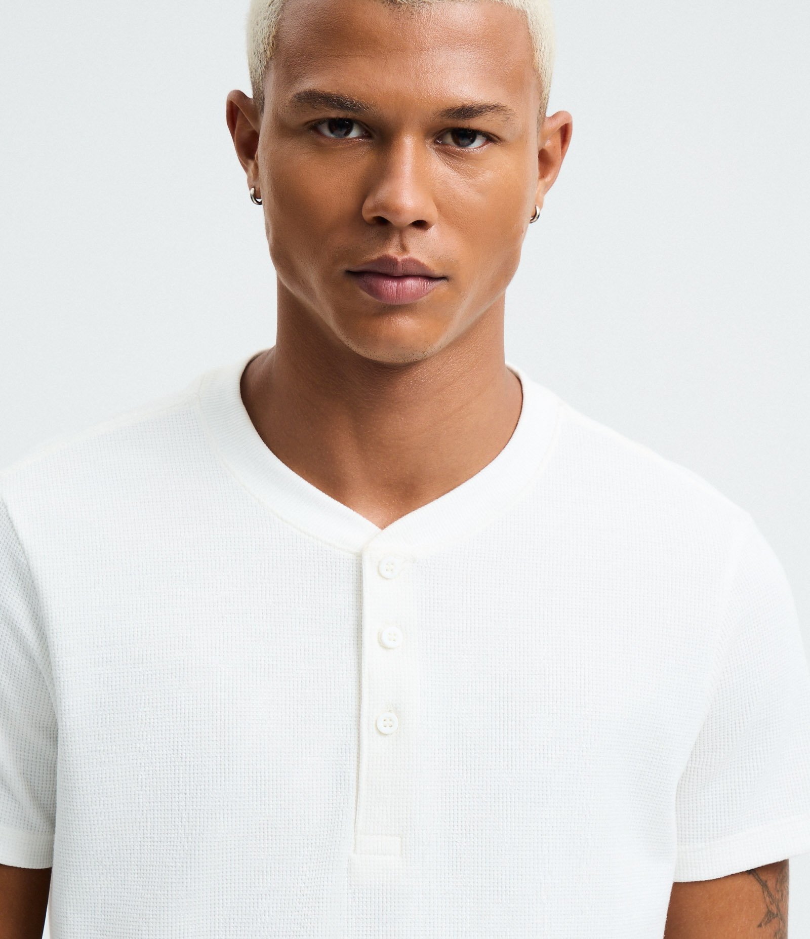 Camiseta Muscle em Algodão com textura Branco 3