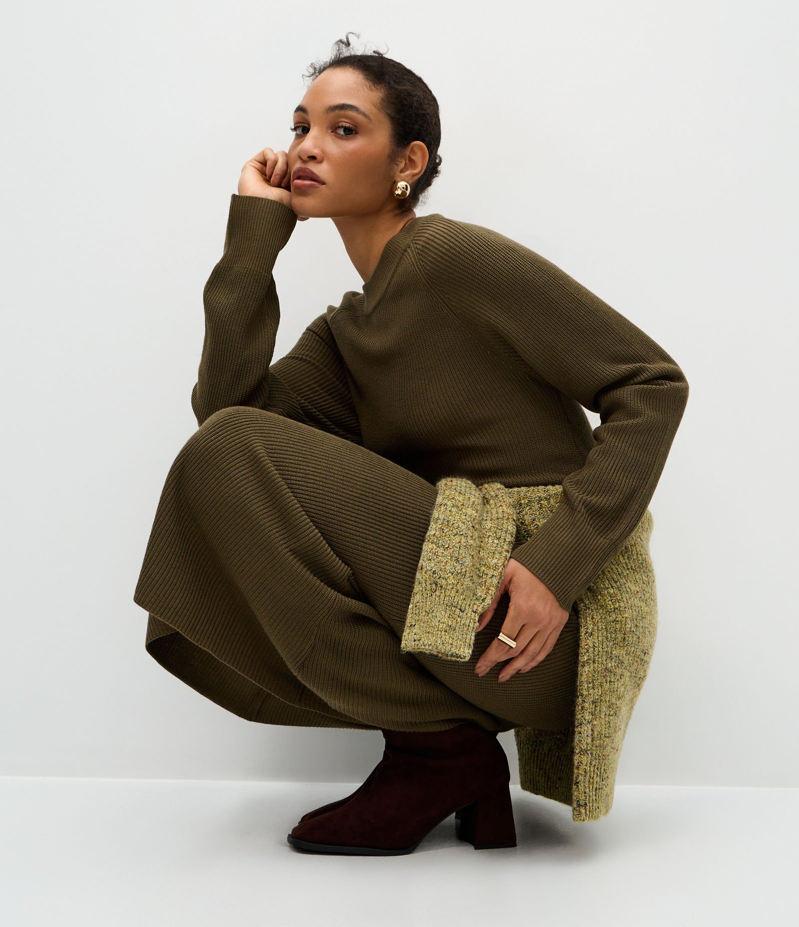 Vestido Midi em Tricô com Manga Longa Verde 5