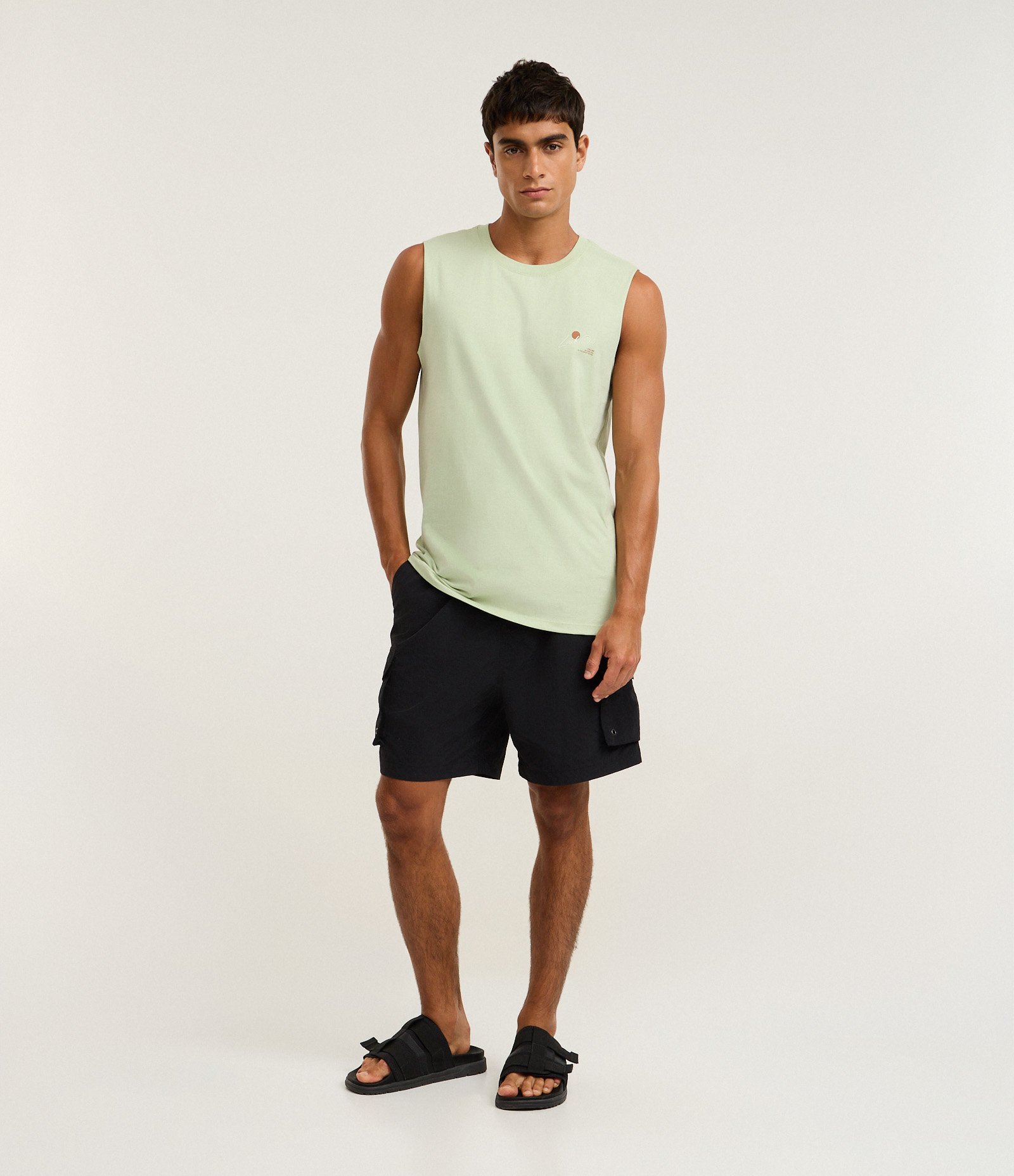 Regata Comfort em Algodão com Estampa Coqueiro Verde 2