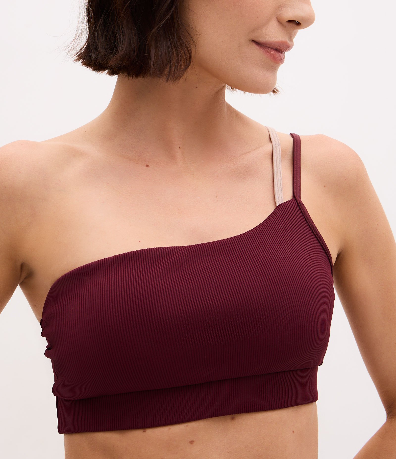Top Ombro Único Esportivo em Microfibra Canelada Vinho 3