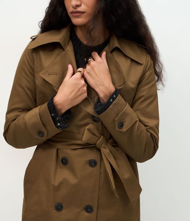Trench Coat Alongado em Gabardine com Faixa para Amarração Verde