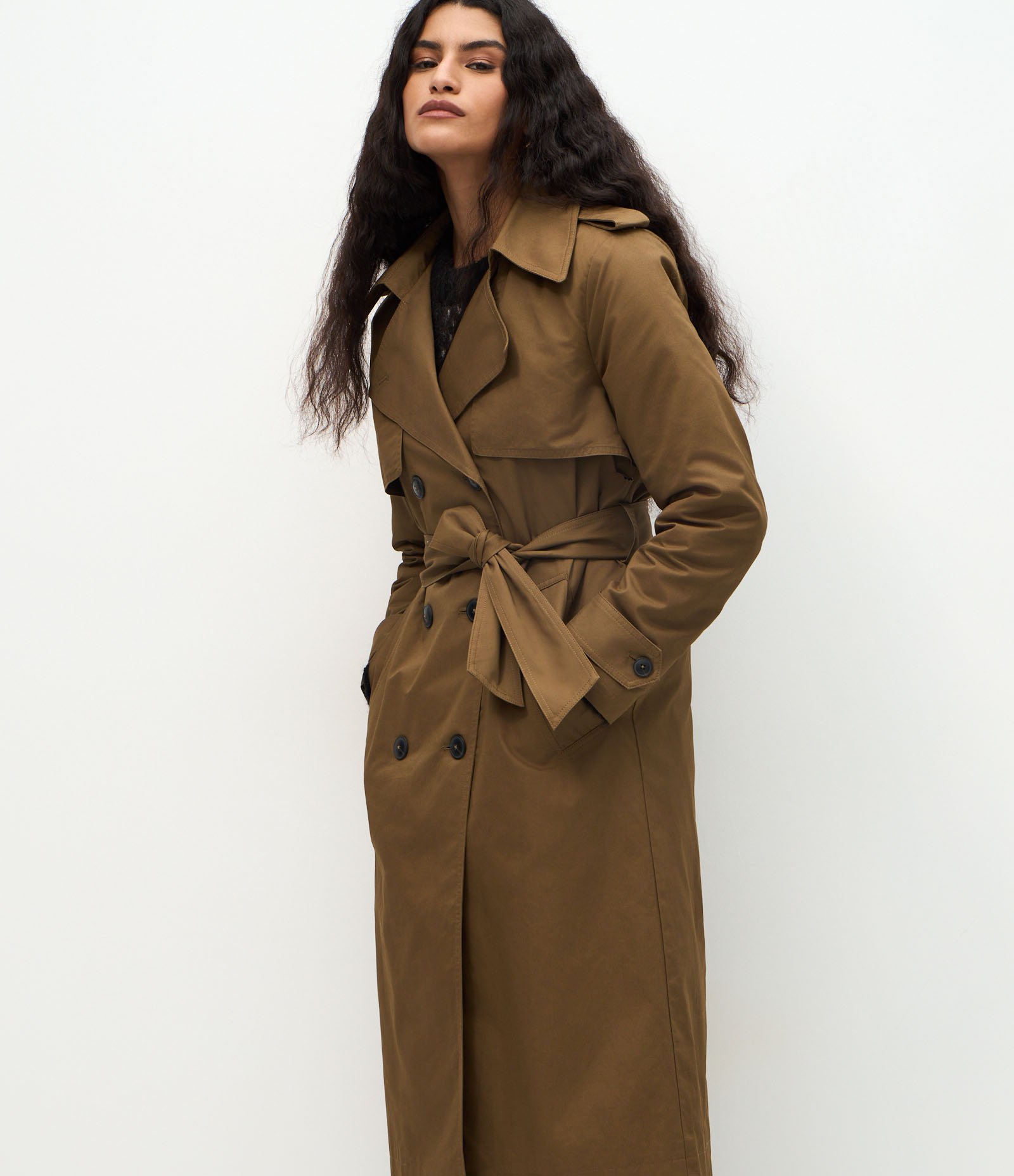 Trench Coat Alongado em Gabardine com Faixa para Amarração Verde 4