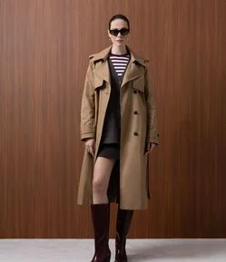Trench Coat Alongado em Gabardine com Faixa para Amarração