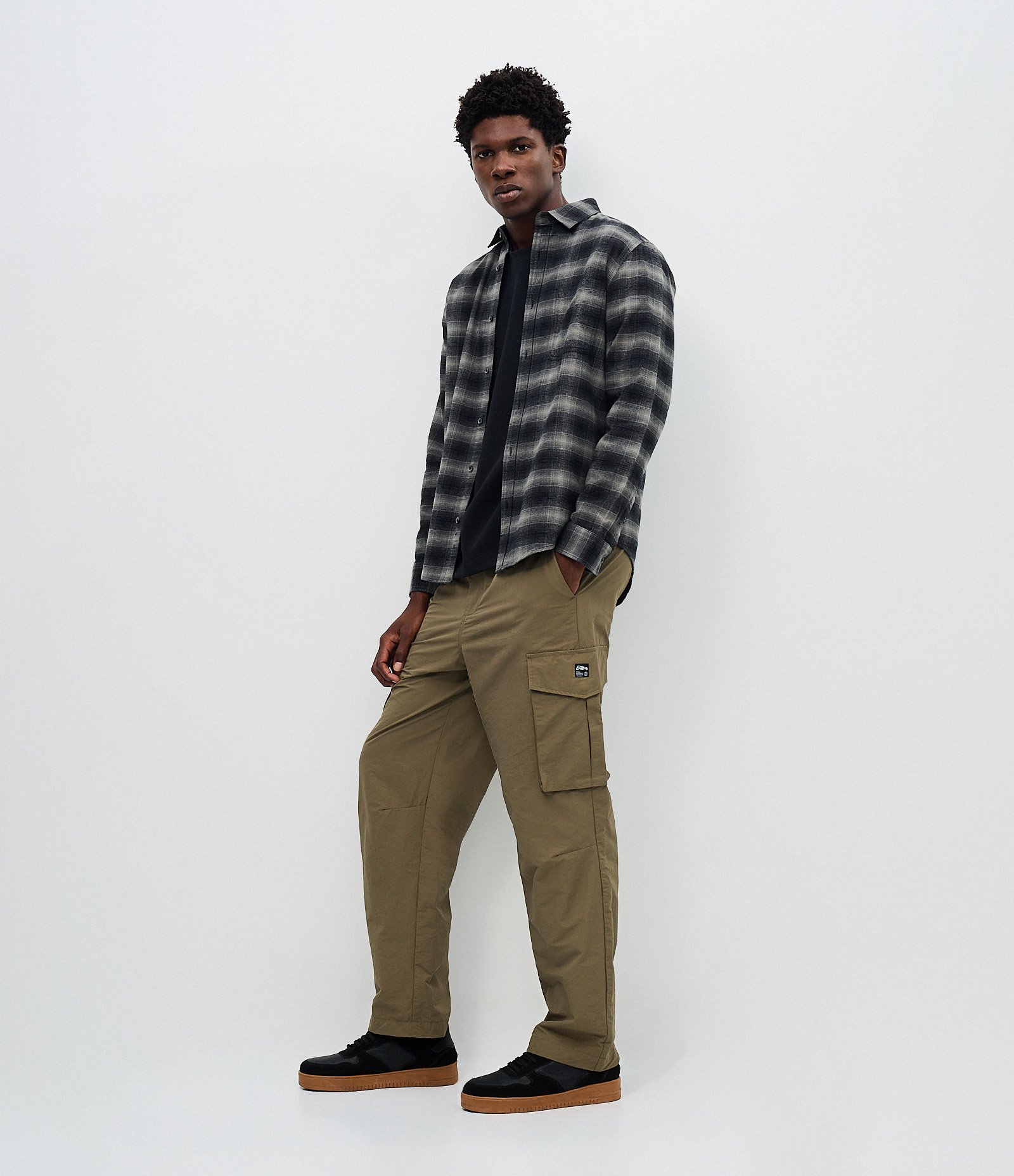 Camisa Comfort em Flanela com Estampa Xadrez Cinza 3