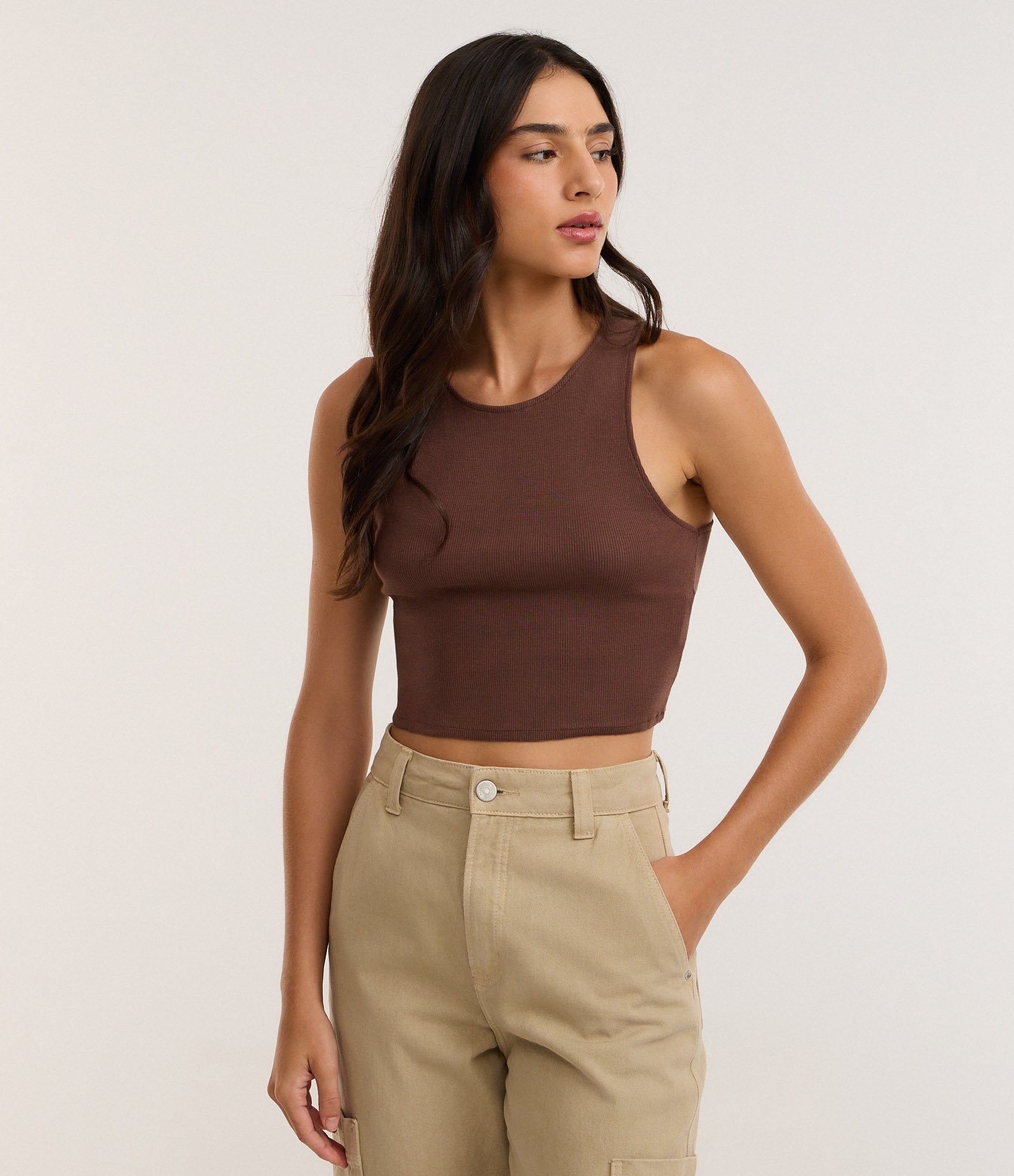 Blusa Cropped sem Manga em Algodão com Textura Canelada Marrom 1