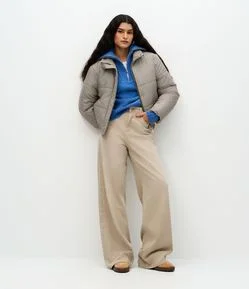 Calça Jeans Wide Leg Cationizada com Cintura Alta