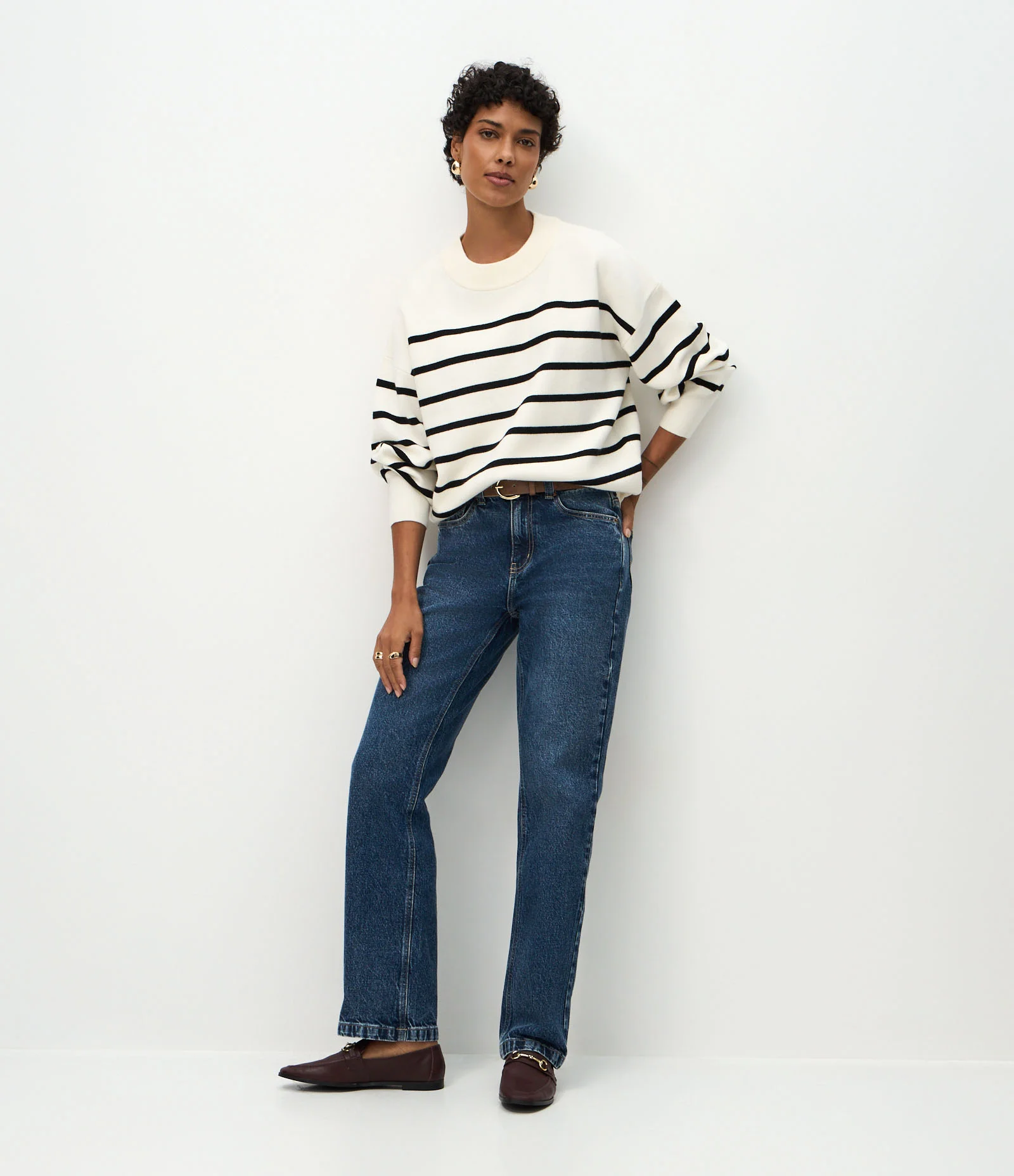 Calça Reta em Jeans com Cintura Média Médio 1