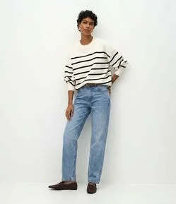 Calça Reta em Jeans com Cintura Média
