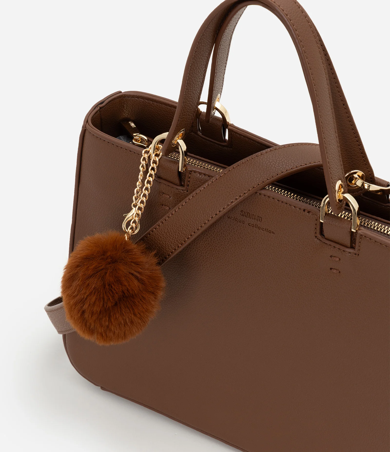 Bolsa Satchel Média em PU com Pompom e Alça Removível Marrom 6