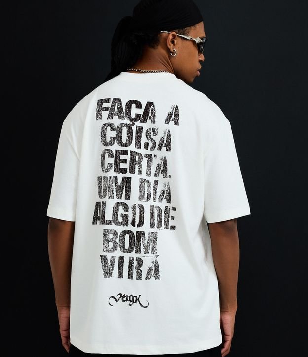 Camiseta Relaxed em Malhão com Estampa Veigh Anjo Faça a Coisa Certa