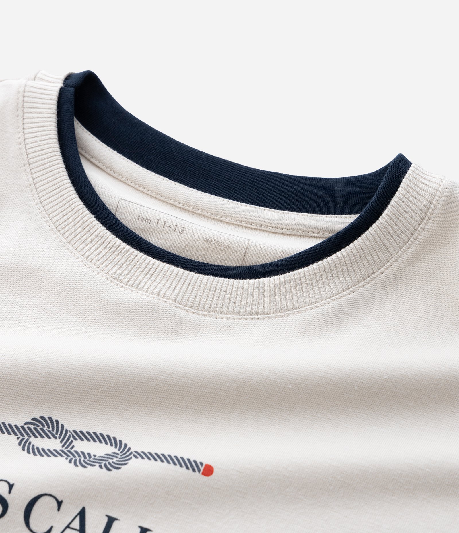 Camiseta Infantil com Manga Sobreposta  e Lettering – Tam 5 a 14 Anos Off White 4