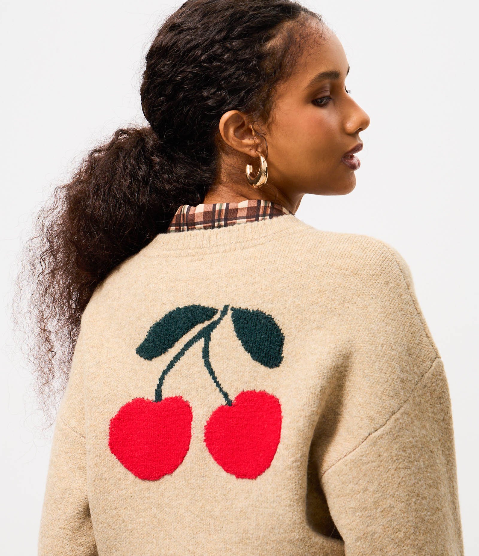 Cardigan em Tricô com Bordado de Cereja e Zíper Bege