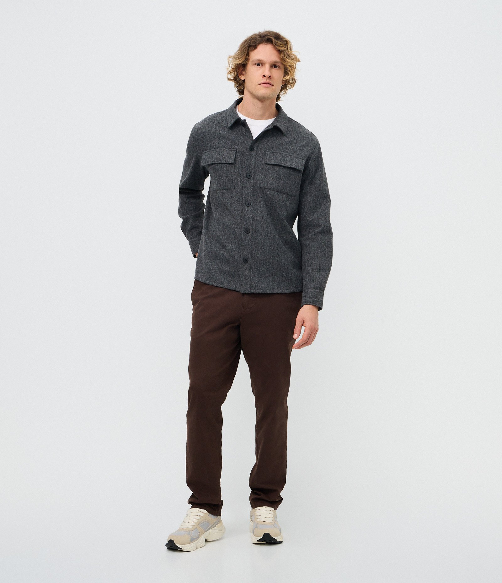 Camisa Overshirt Manga Longa em Polyvelour Cinza 2
