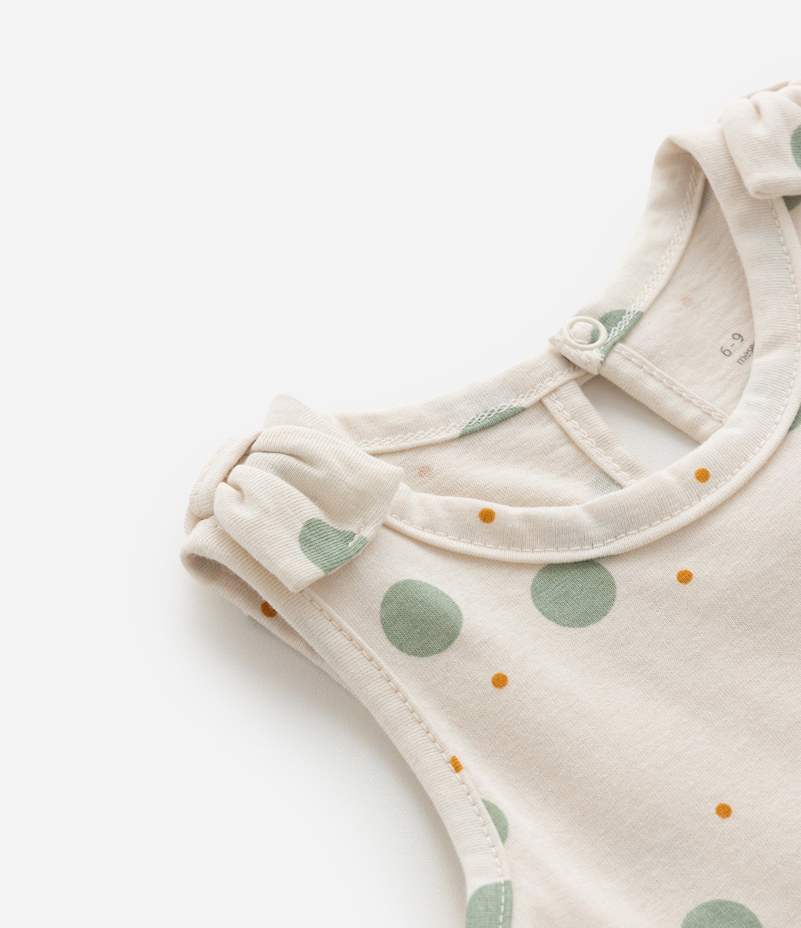 Conjunto Infantil com Babados e Estampa Poá – Tam 0 a 18 Meses Bege Claro 11