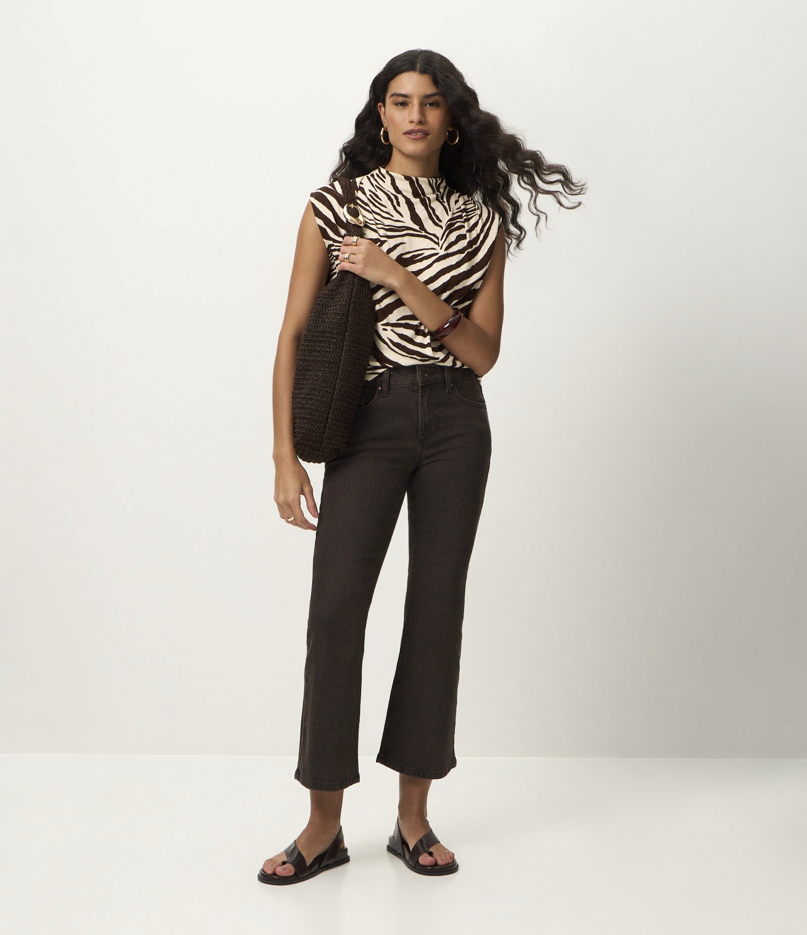 Blusa Sem Manga com Franzido no Ombro e Estampa de Zebra Bege/Marrom 2