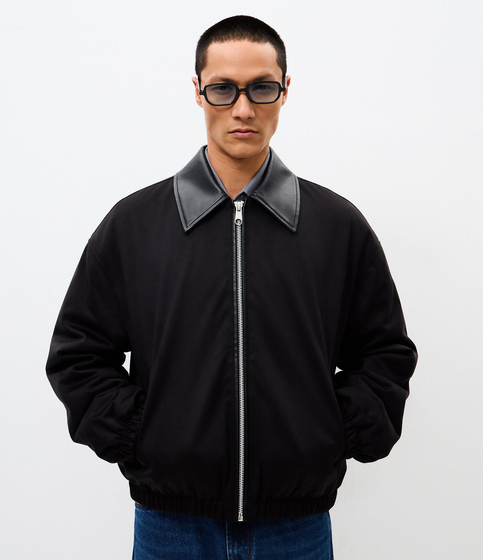 Jaqueta Harrington Overboxy em Sarja com Gola em PU e Zíper Contrastante Preto 1