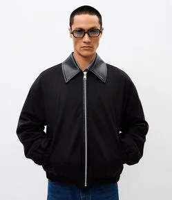 Jaqueta Harrington Overboxy em Sarja com Gola em PU e Zíper Contrastante