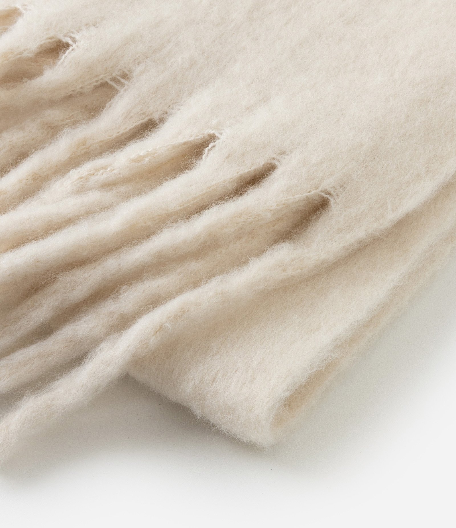 Cachecol Dupla Face em Tricô com Franjas nas Pontas Bege 3