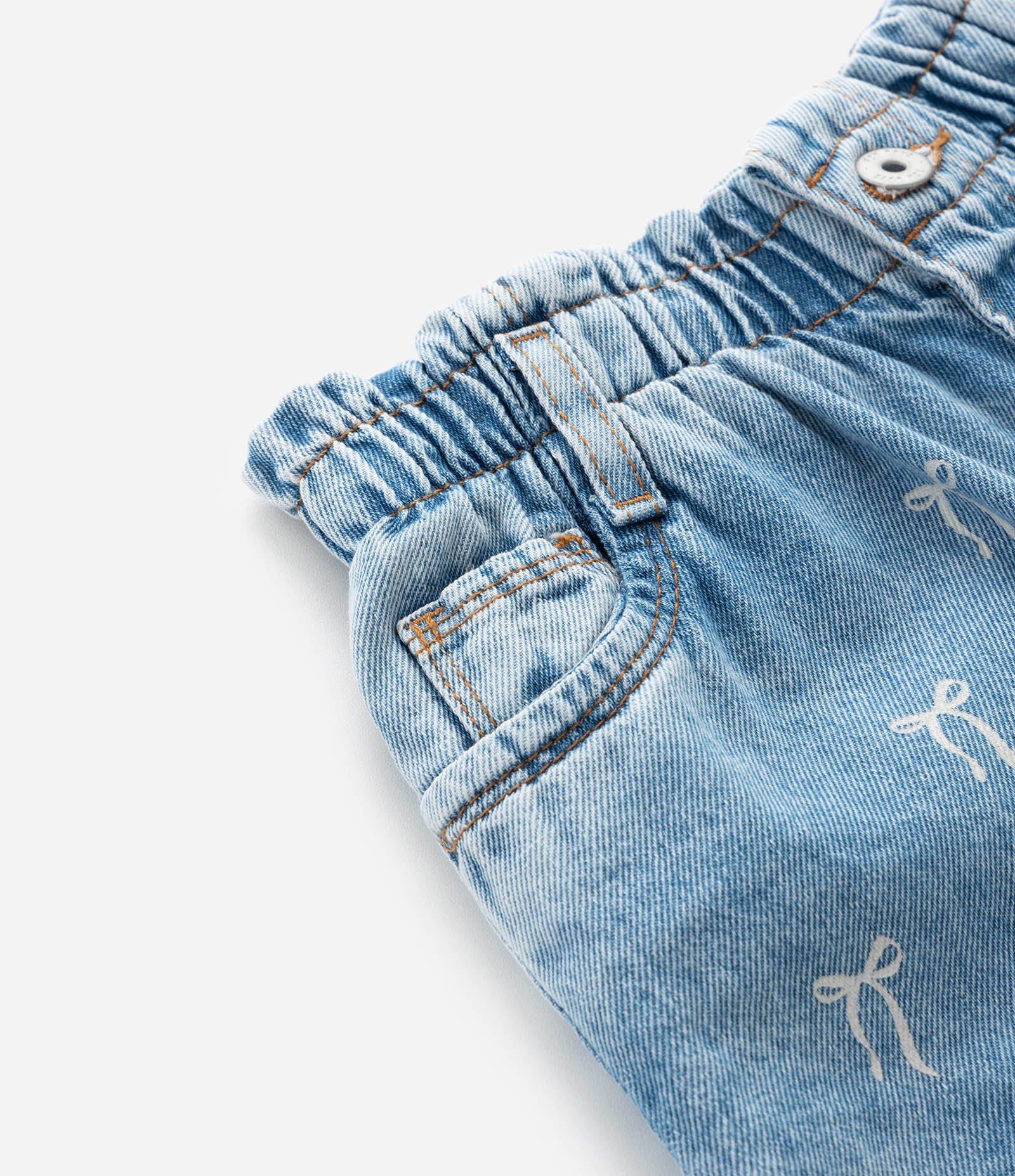 Short Infantil Clochard em Jeans com Estampa de Laços – Tam 5 a 14 Anos Azul 5