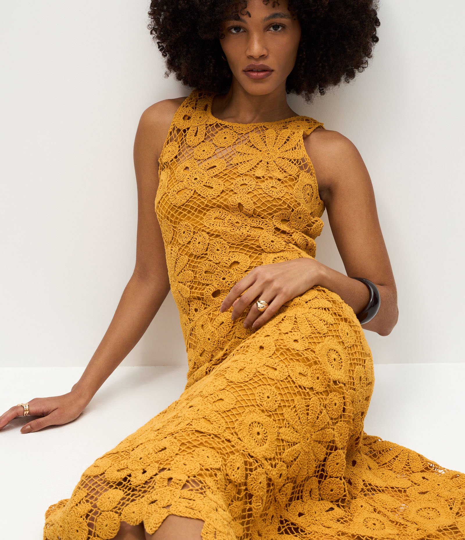 Vestido Midi de Crochê com Barra Assimétrica Amarelo 3