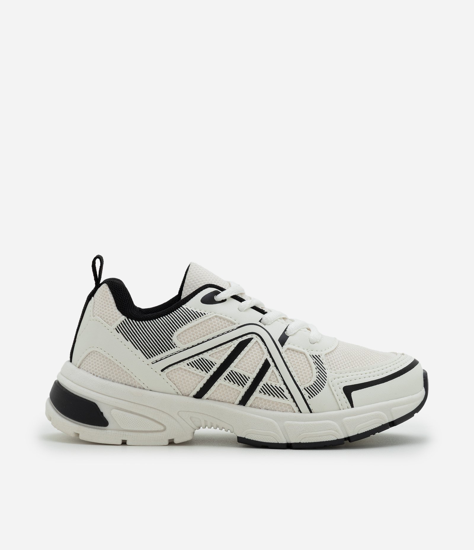 Tênis Infantil Esportivo com Recortes – Tam 28 a 34 Off White 1