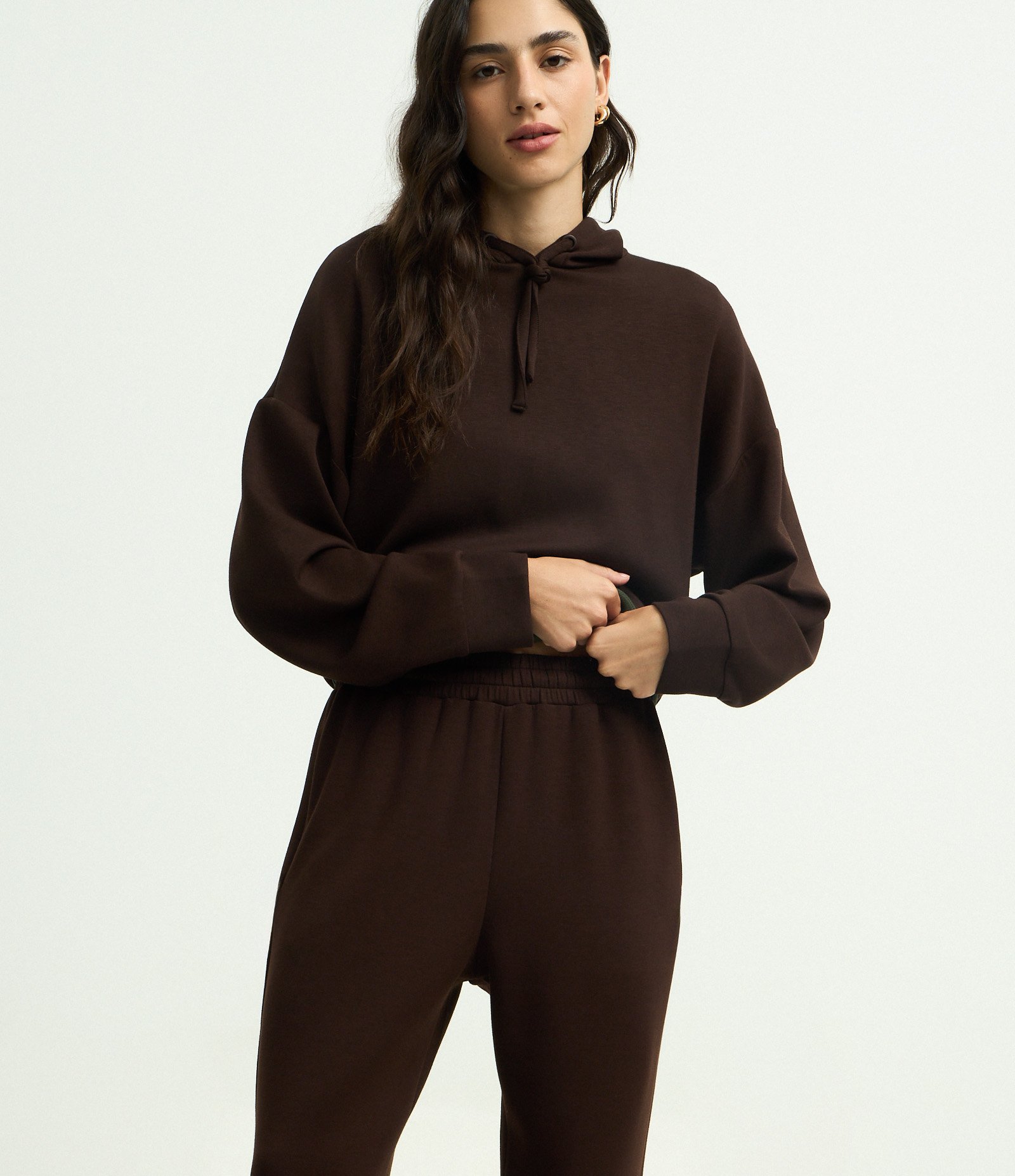 Calça Reta em Modal com Amarração Marrom 4