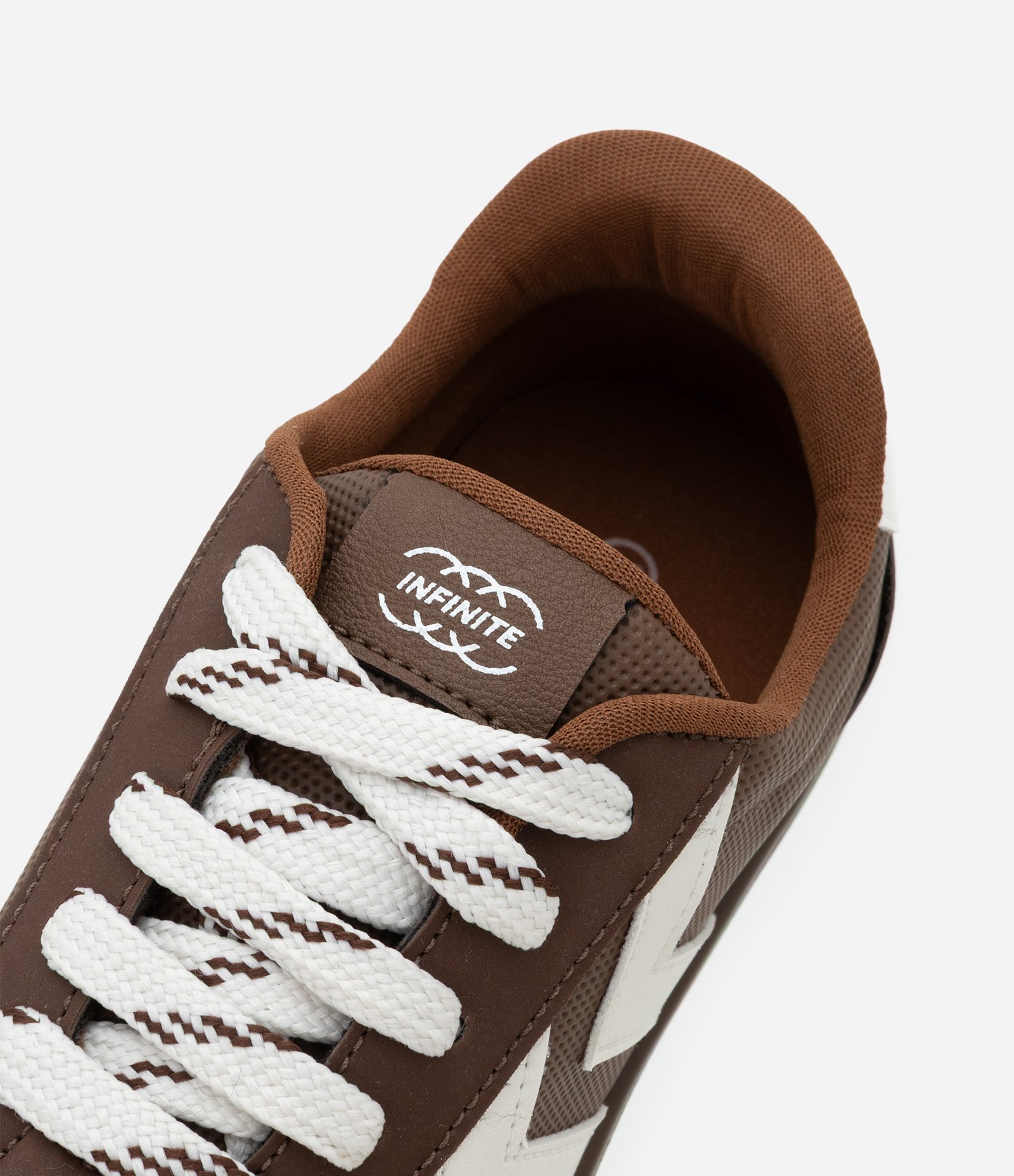 Tênis Infantil com Detalhe em Chevron – Tam 28 a 34 Marrom Escuro 4