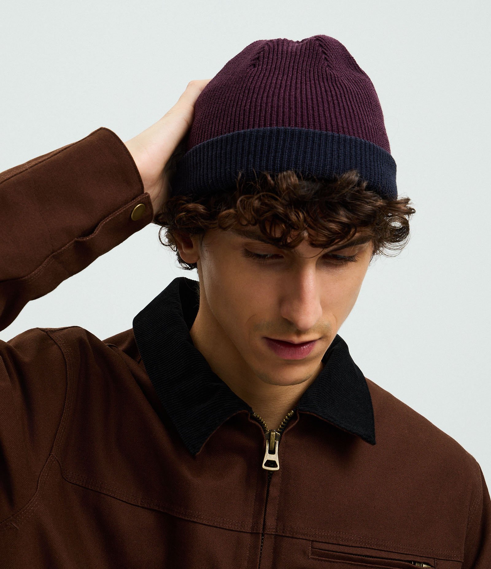 Touca em  Efeito Tricô com Dobra e Dupla Face Bicolor Azul 2