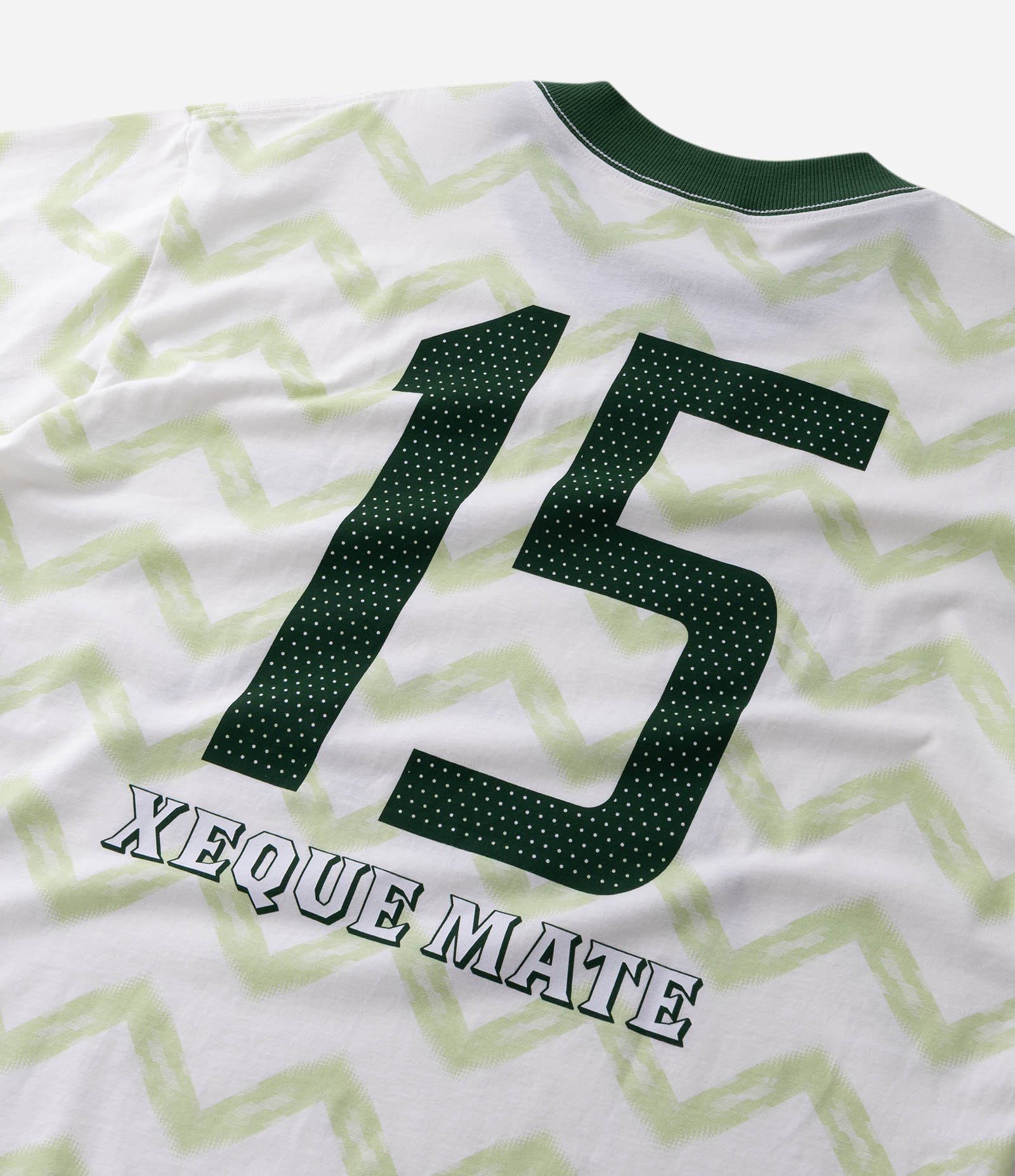 Camiseta Boxy Sportcore Estampa Xeque Mate Verde 9