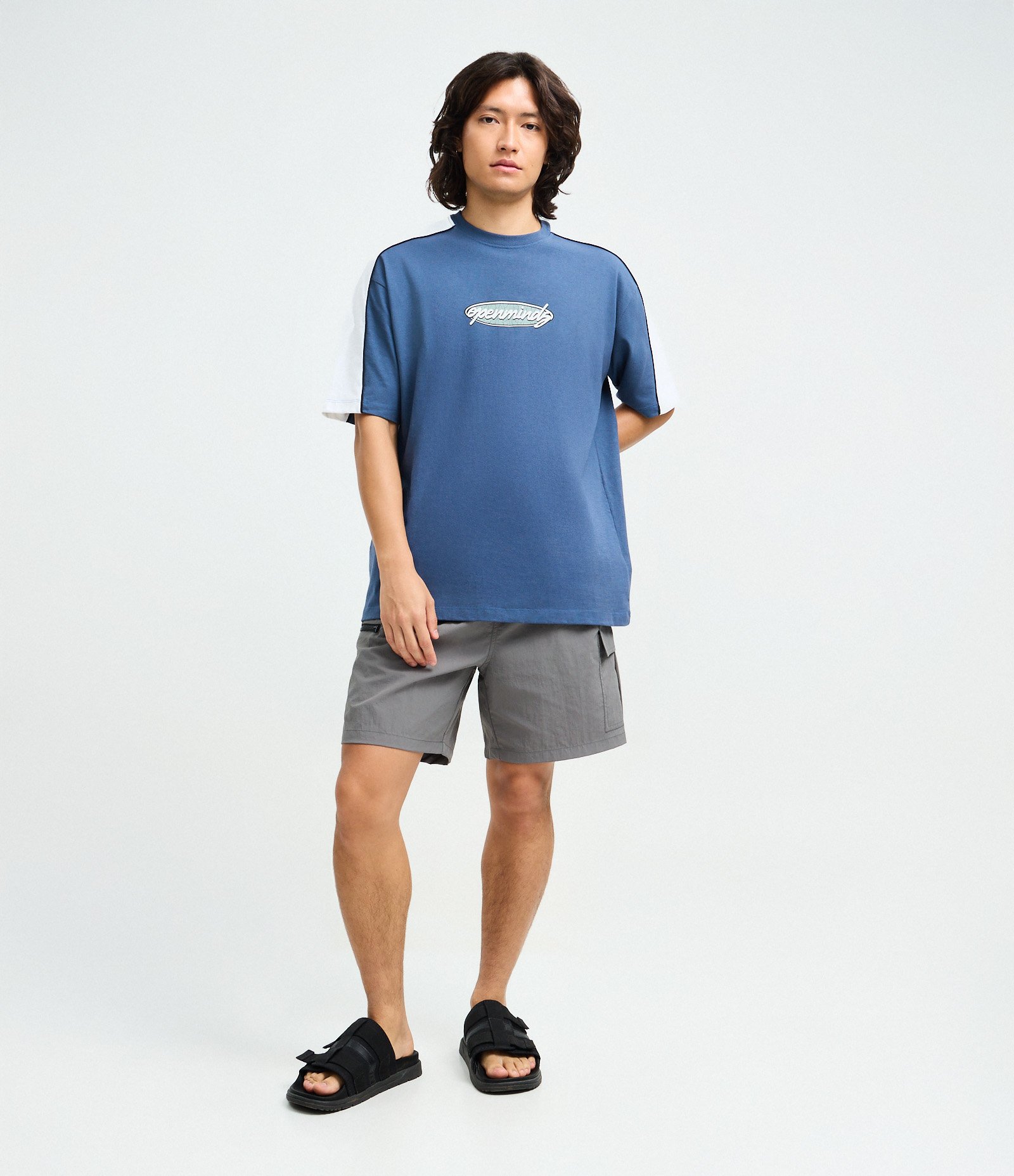 Bermuda em Poliamida com Bolsos Laterais Cinza Chumbo 1