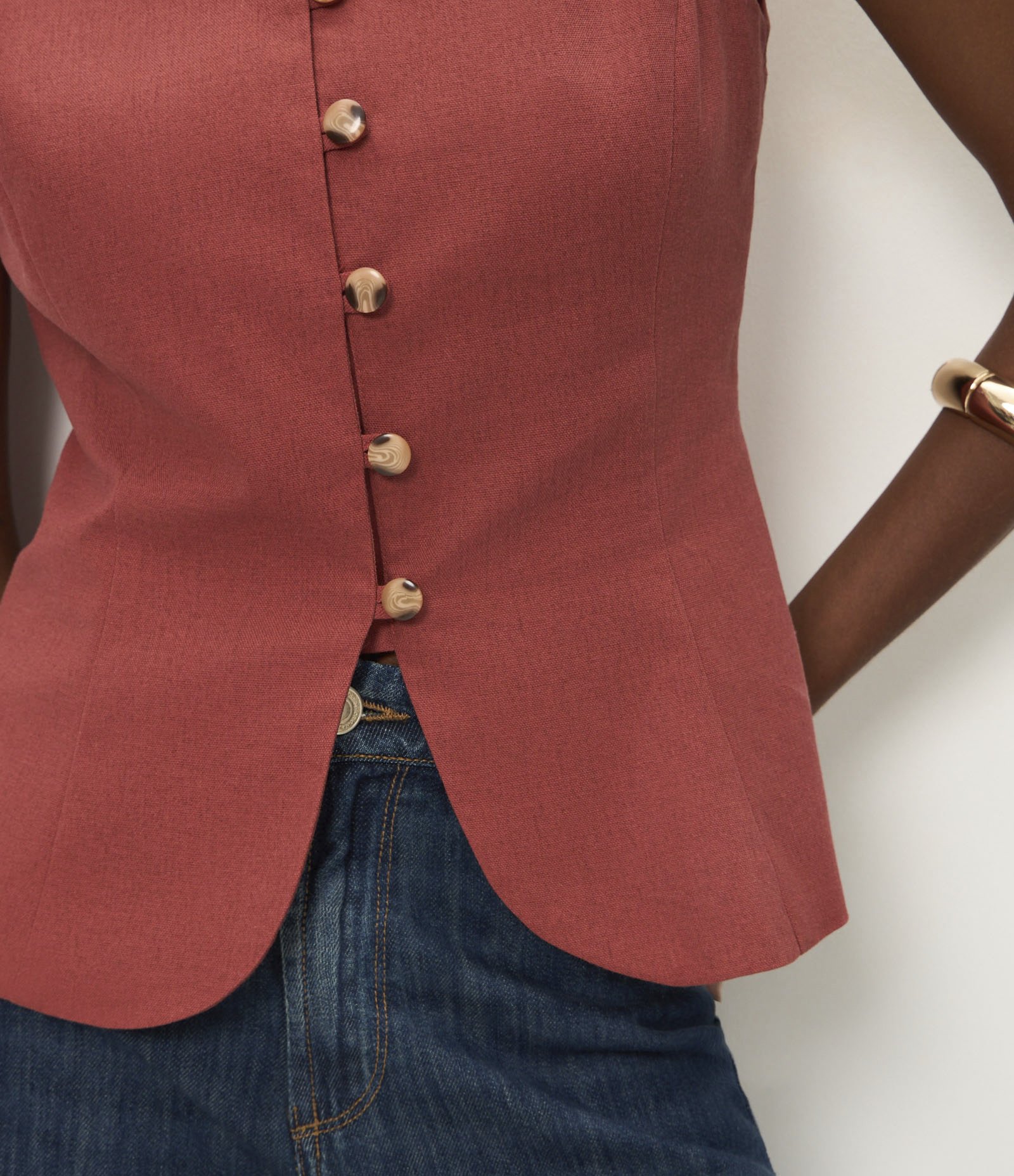 Colete Longo Alfaiatado em Viscolinho com Abotoamento Laranja 4