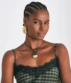 Colar Longo em PU com Pingente de Forma Orgânica