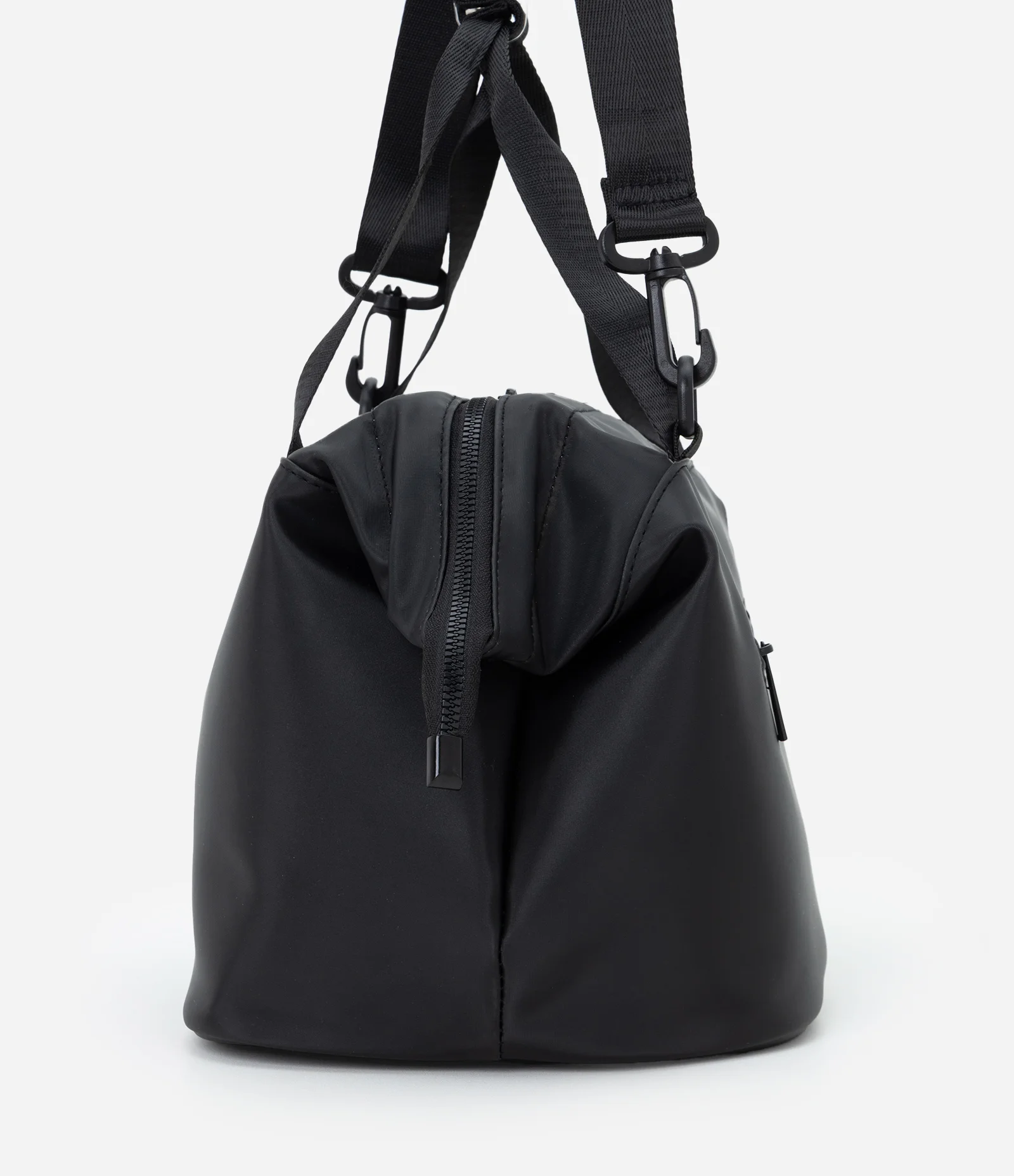 Lancheira Básica Grande com Alça Longa Removível Preto 2