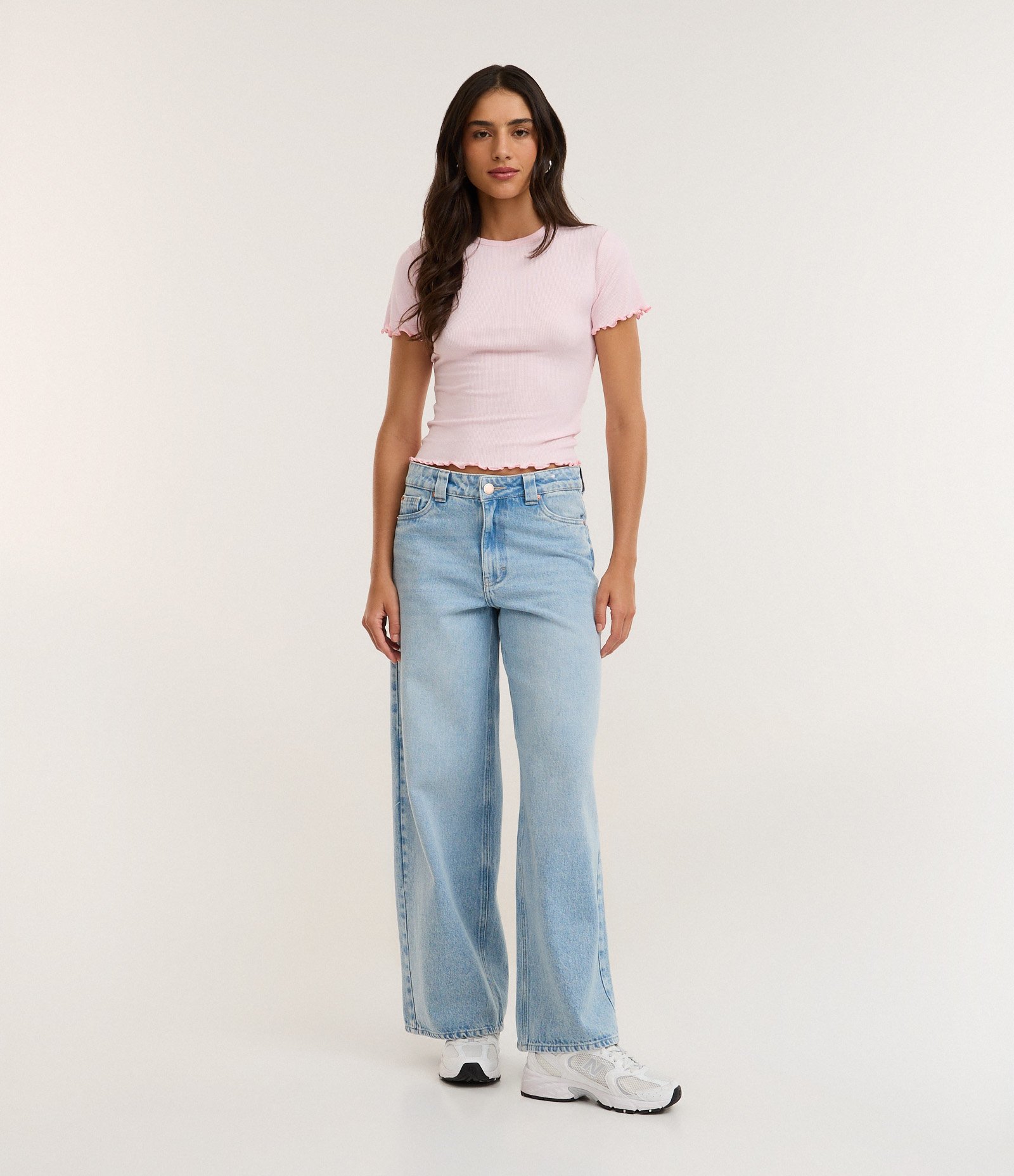 Blusa Manga Curta com Gola Redonda Rosa Claro 2