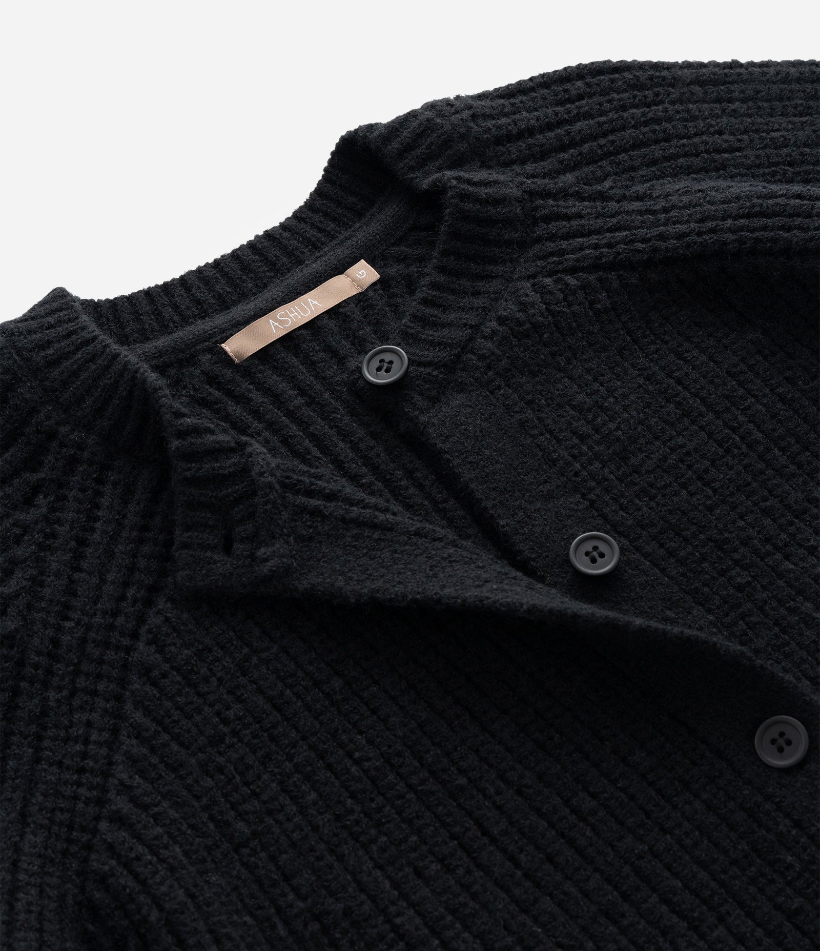 Cardigan Alongado em Tricô com Botões Curve & Plus Size Preto 5