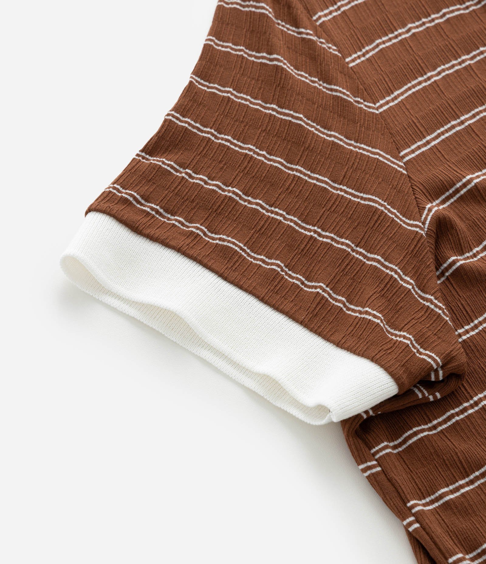 Vestido Curto em Viscose com Listras Curve & Plus Size Marrom 4