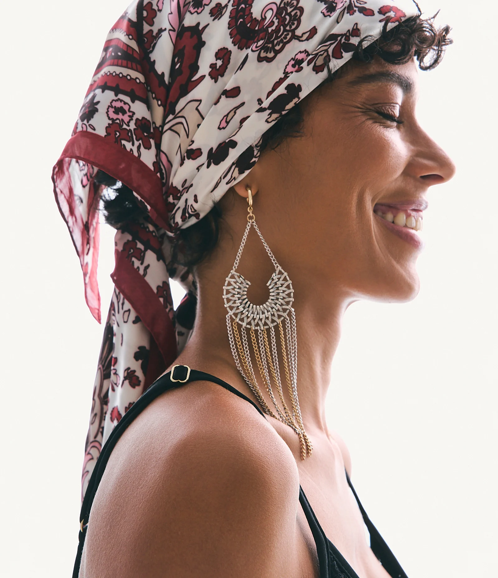 Maxi Brinco Metalizado Com Franjas Multicores 1