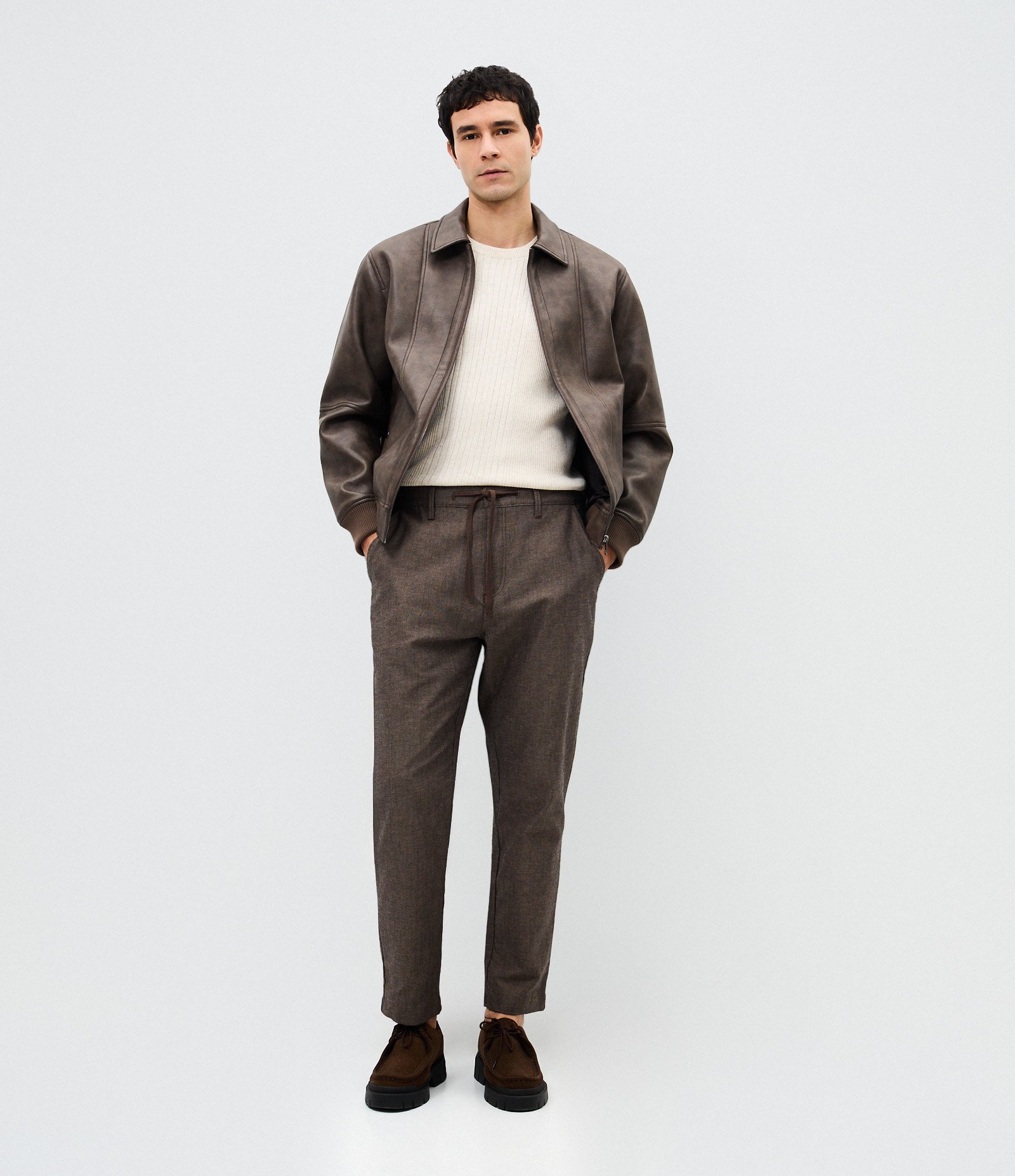 Calça Relaxed Oxford em Algodão Marrom 1