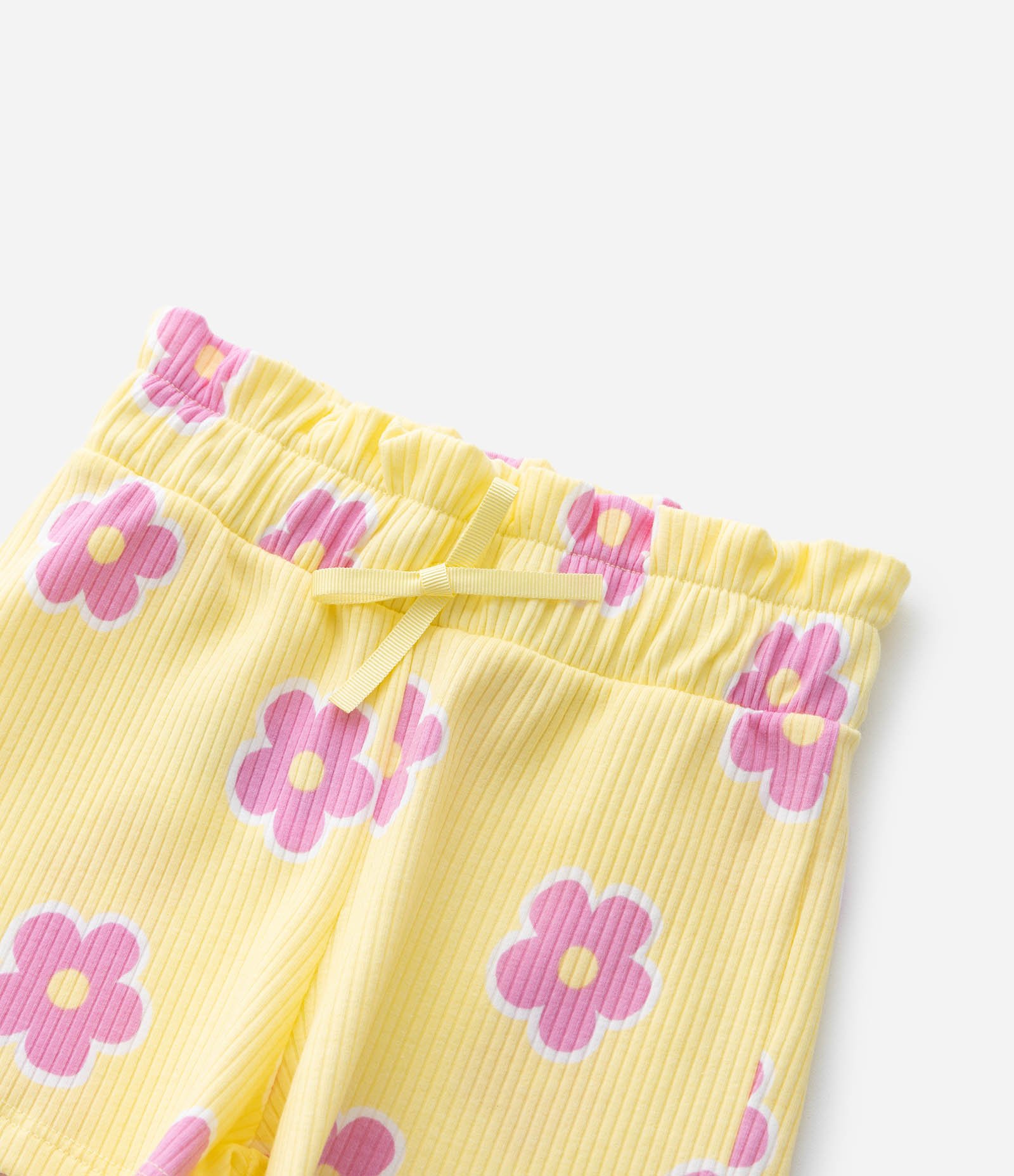 Short Infantil Clochard com Estampa Floral – Tam 1 a 6 Anos Amarelo 5
