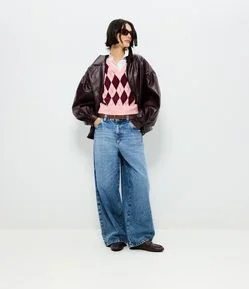 Calça Barrel em Jeans com Lenço Boho e Cintura Média