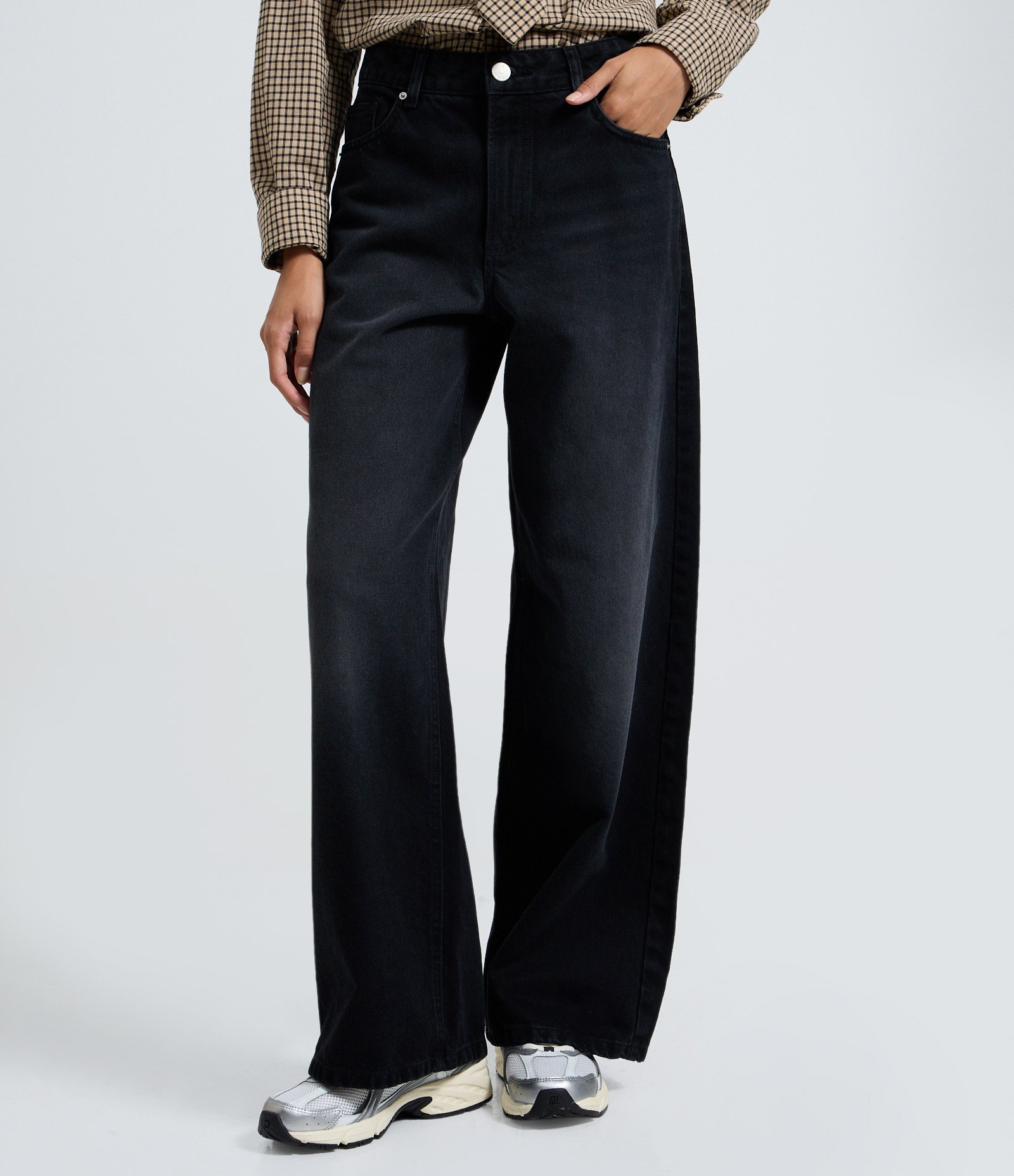 Calça Wide Leg em Jeans com Cintura Baixa Preto 3