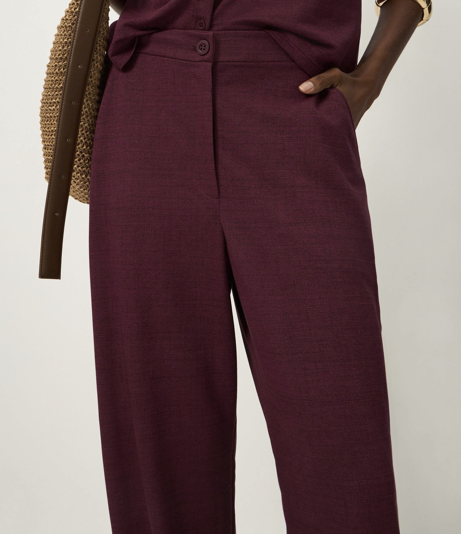 Calça em Orly com Fundo Mescla e Elástico no Cós Bordô 4