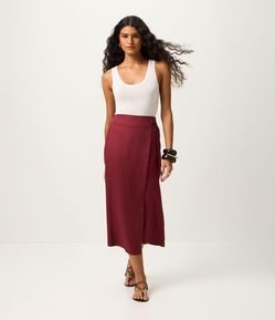 Saia Midi Envelope em Viscolinho com Fenda