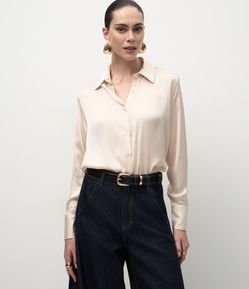 Camisa Manga Longa em Cetim com Barra Arredondada