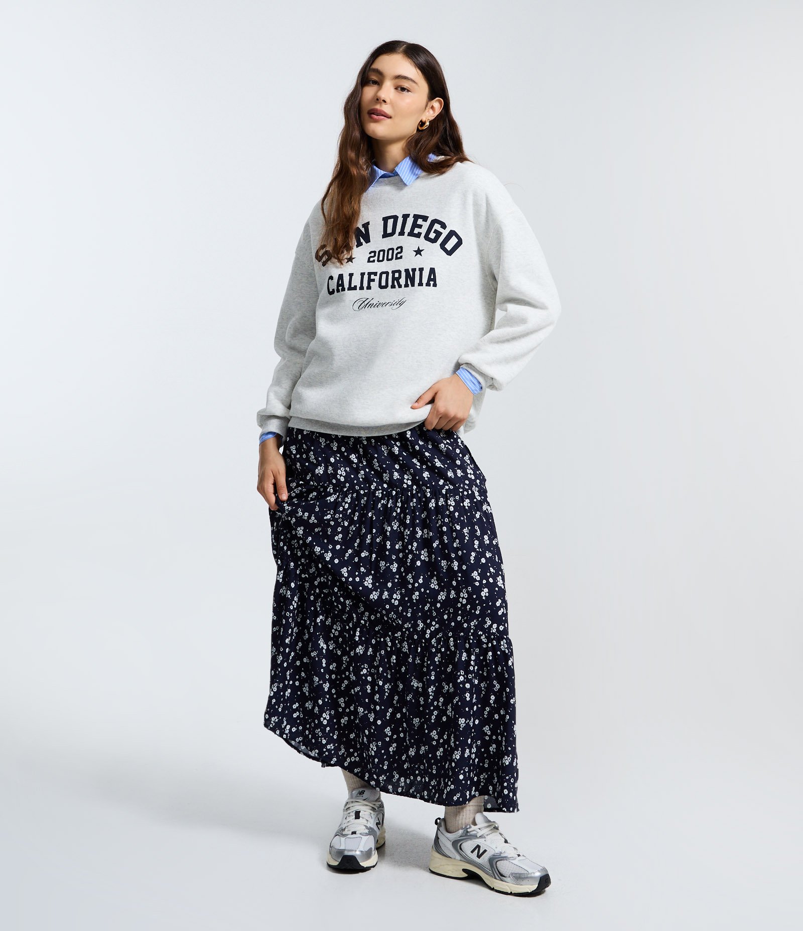 Saia New Midi Evasê com Estampa Poá Azul 1