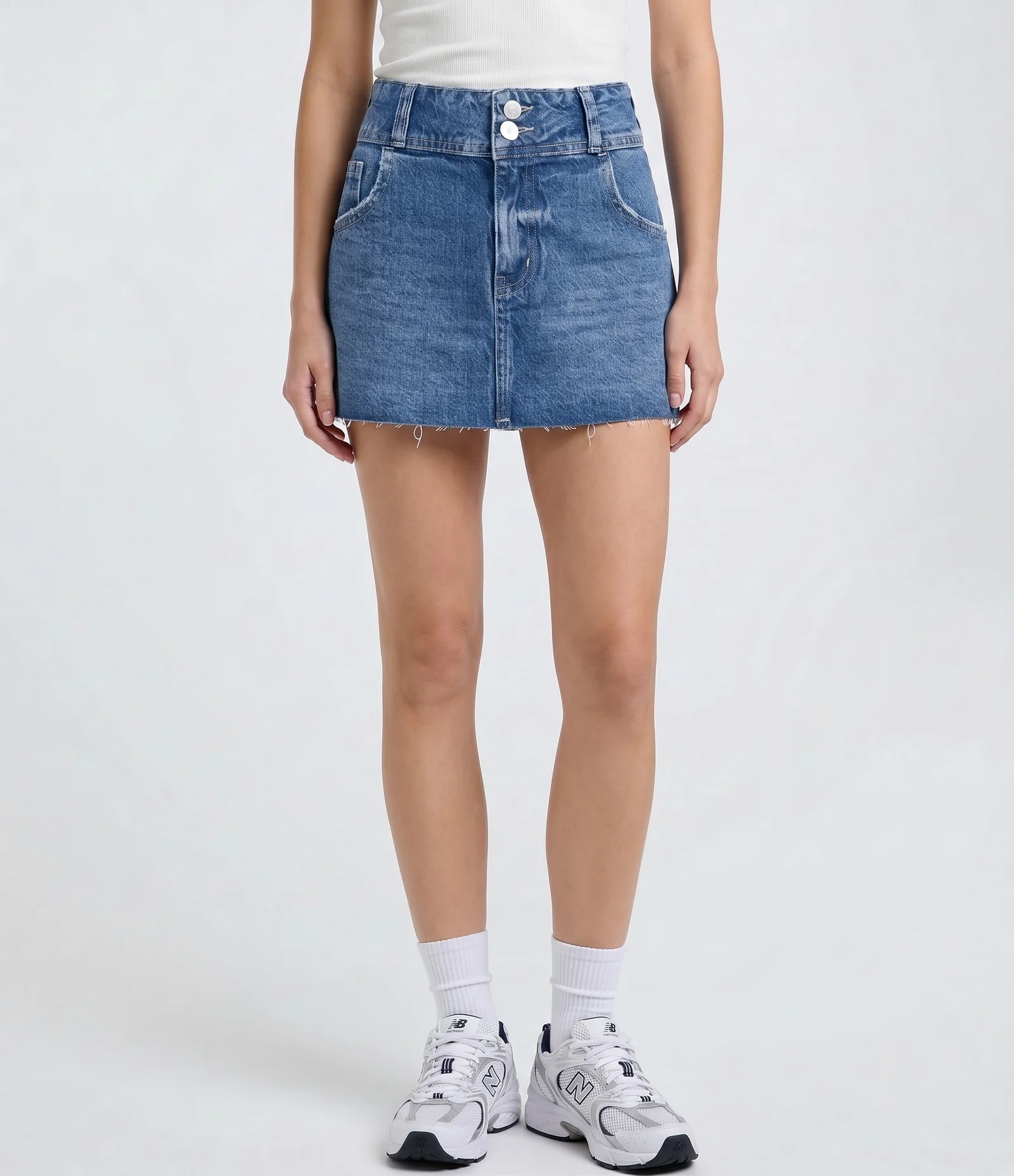 Minissaia em Jeans com Cintura Baixa e Bolsos Azul 2